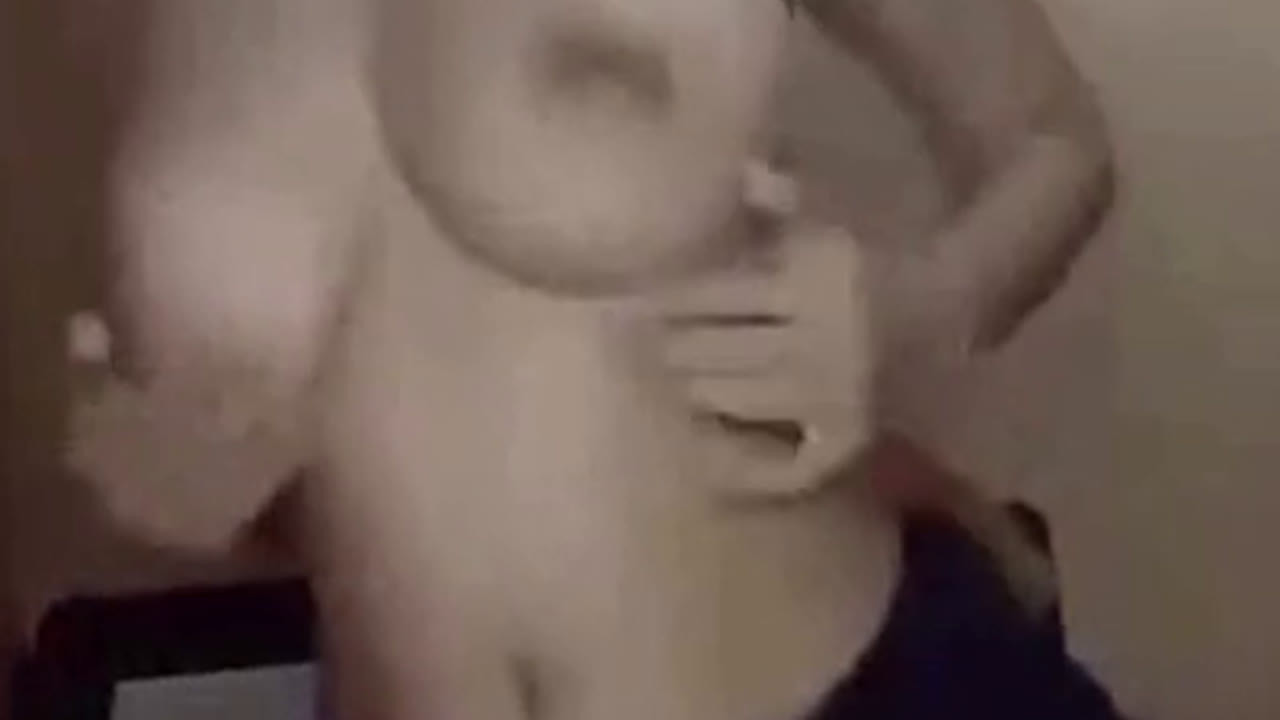 Selebgram indo bugil