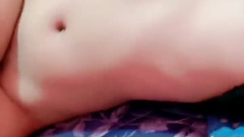 Bokep Indo Amerlita Omek Memperlihatkan Meki Pink