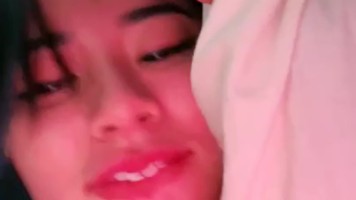 Meychen Cakep Ngewe Sama Lakinya