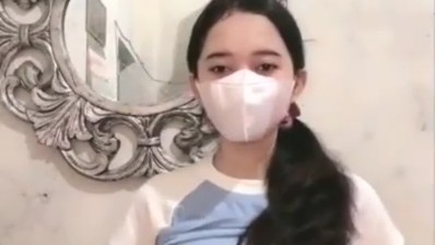 Bokep Indo Live ABG Cantik Remas Toket Bulat