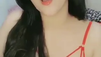 Gege Live Nungging Show Bokong Semok