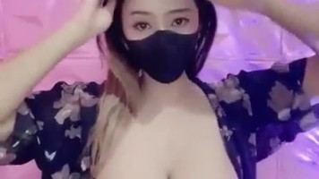 Miss HoneyBee Host Baru Idaman Pascol